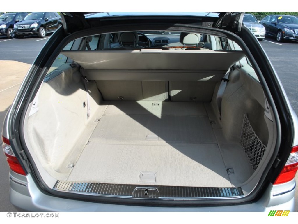 2005 Mercedes-Benz E 320 4Matic Wagon Trunk Photo #82322483