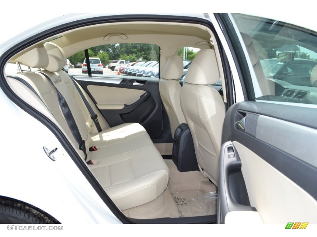 2013 Volkswagen Jetta SE Sedan Rear Seat Photo #82326332