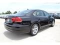 Black - Passat 2.5L SE Photo No. 2