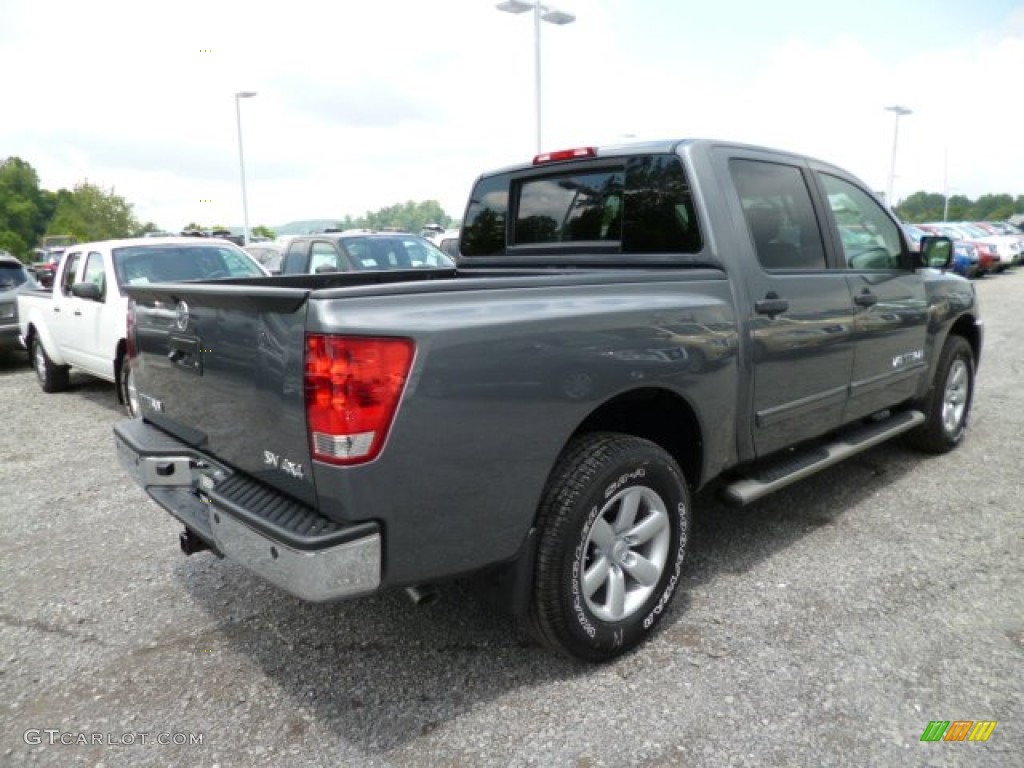 2013 Titan SV Crew Cab 4x4 - Gun Metallic / Charcoal photo #6