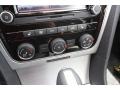 Candy White - Passat 2.5L SE Photo No. 16