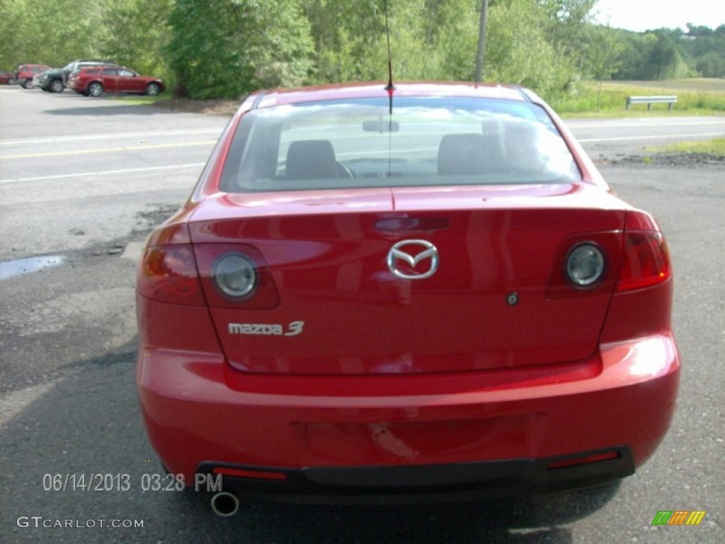 2005 MAZDA3 i Sedan - Velocity Red Mica / Black photo #6