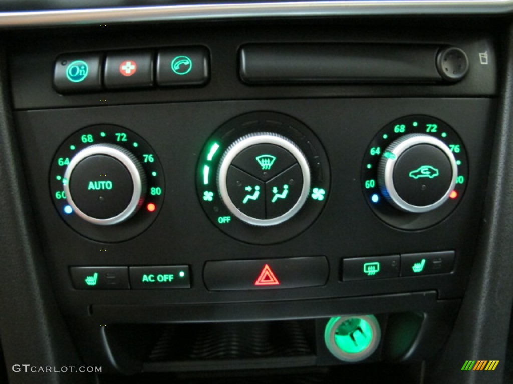 2010 Saab 9-3 Aero Sport Sedan Controls Photo #82328261