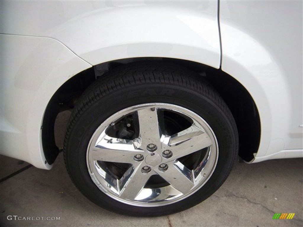 2012 Dodge Avenger SE Wheel Photos