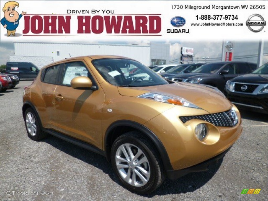 2013 Juke SV AWD - Atomic Gold / Black/Silver Trim photo #1