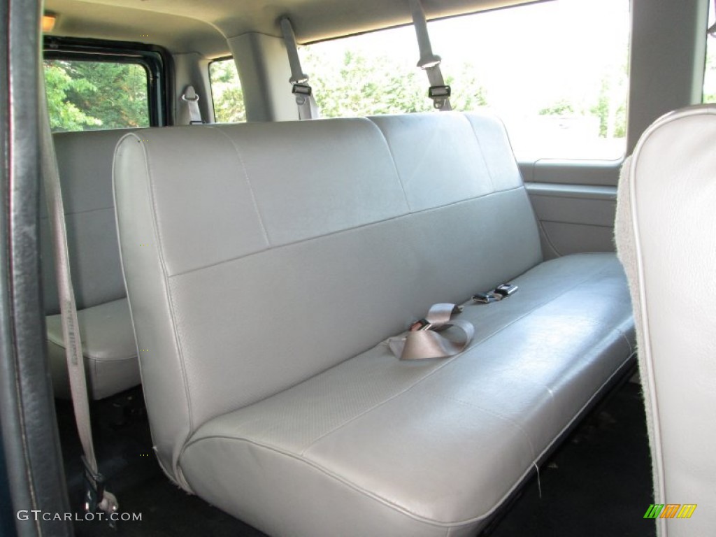 1999 Ford E Series Van E350 Super Duty XLT Extended Passenger Rear Seat Photo #82329875