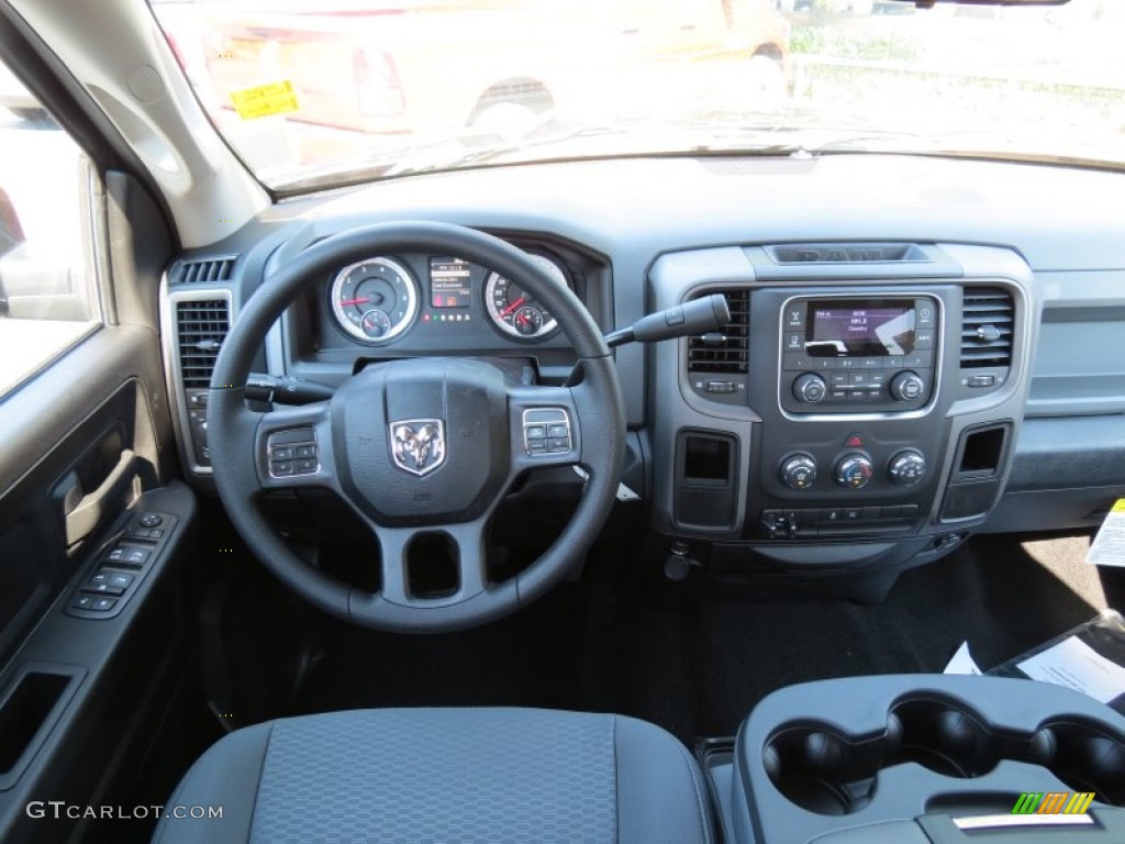 2013 Ram 1500 Express Crew Cab Dashboard Photos