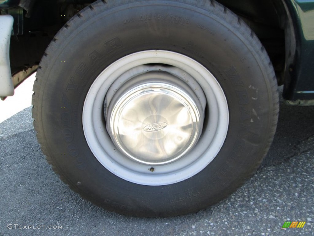 1999 Ford E Series Van E350 Super Duty XLT Extended Passenger Wheel Photos