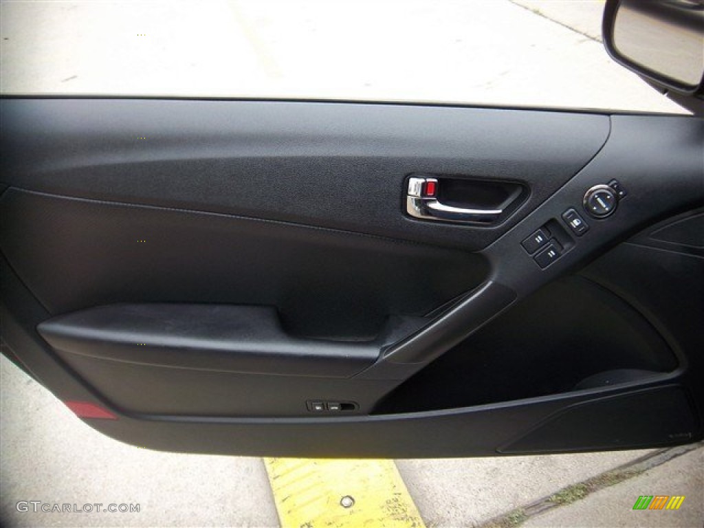2011 Genesis Coupe 3.8 Grand Touring - Bathurst Black / Black Leather photo #11