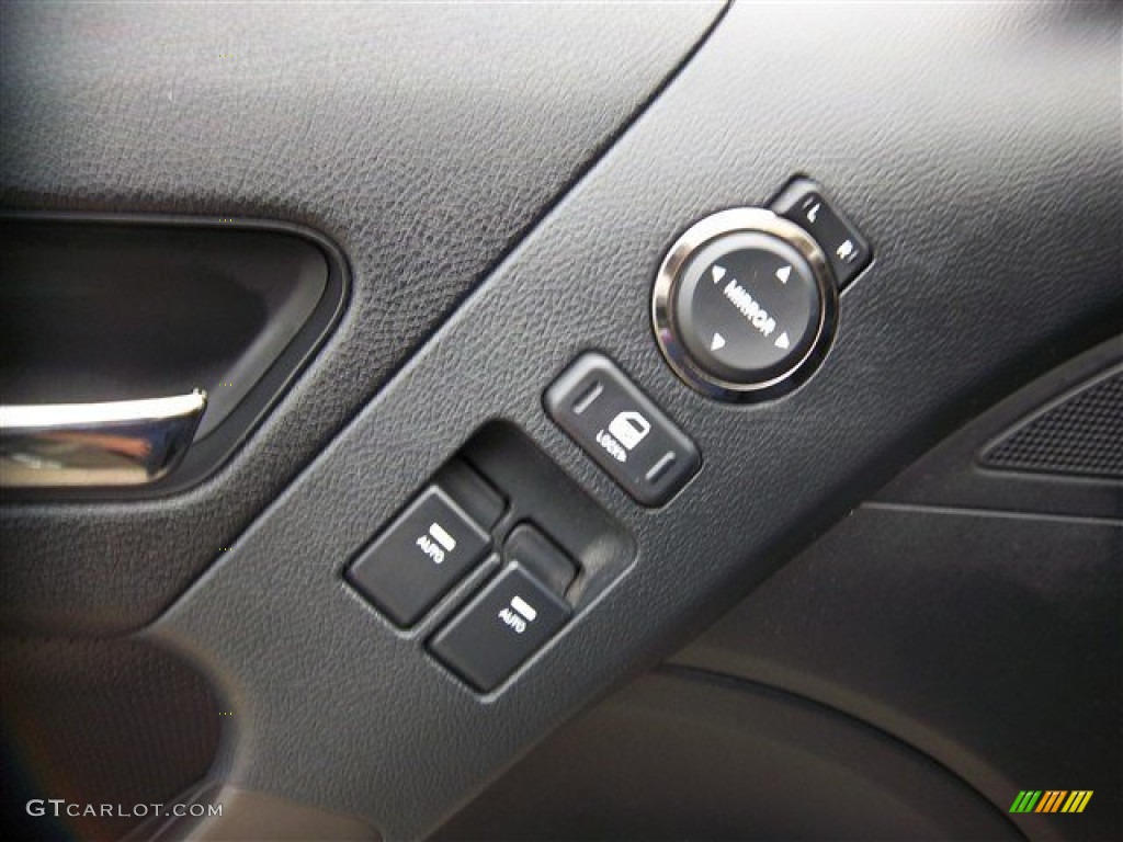 2011 Genesis Coupe 3.8 Grand Touring - Bathurst Black / Black Leather photo #12