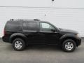 Super Black - Pathfinder S 4x4 Photo No. 2