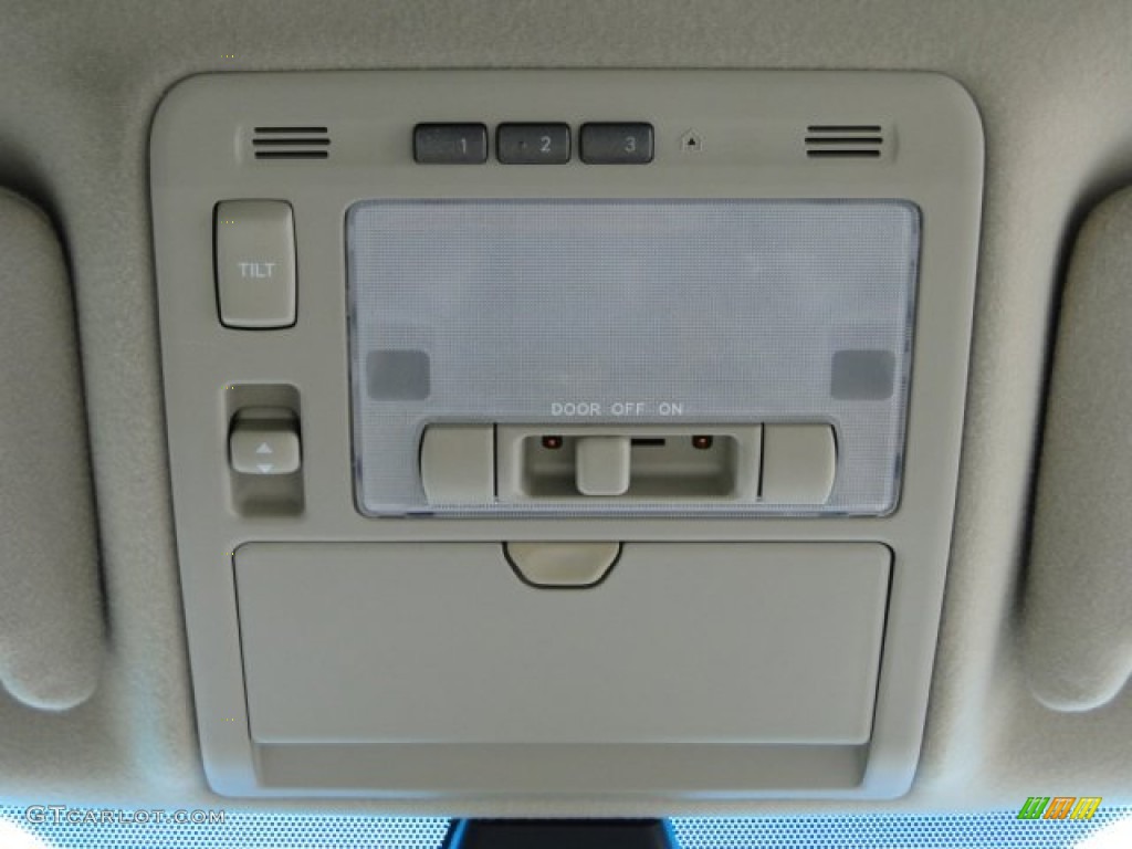 2006 RX 330 - Bamboo Pearl / Ivory photo #43