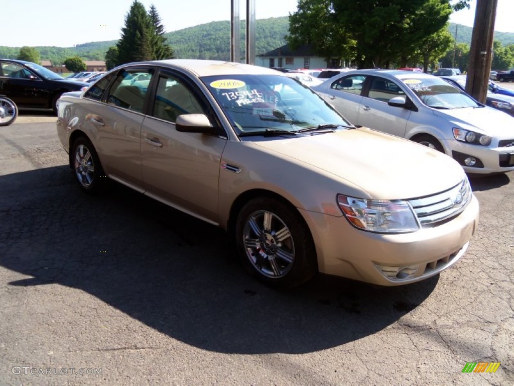 2008 Taurus SEL - Dune Pearl Metallic / Camel photo #1