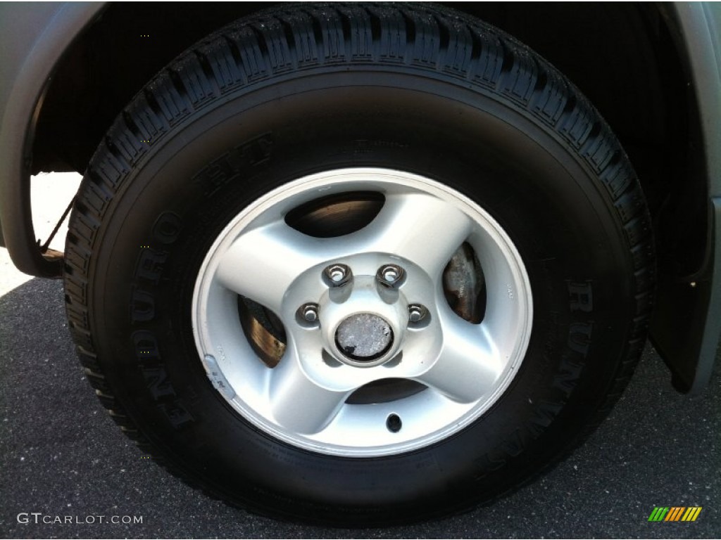 2002 Xterra XE V6 4x4 - Molten Lava Metallic / Gray Celadon photo #3