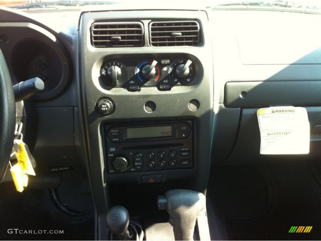 2002 Xterra XE V6 4x4 - Molten Lava Metallic / Gray Celadon photo #11
