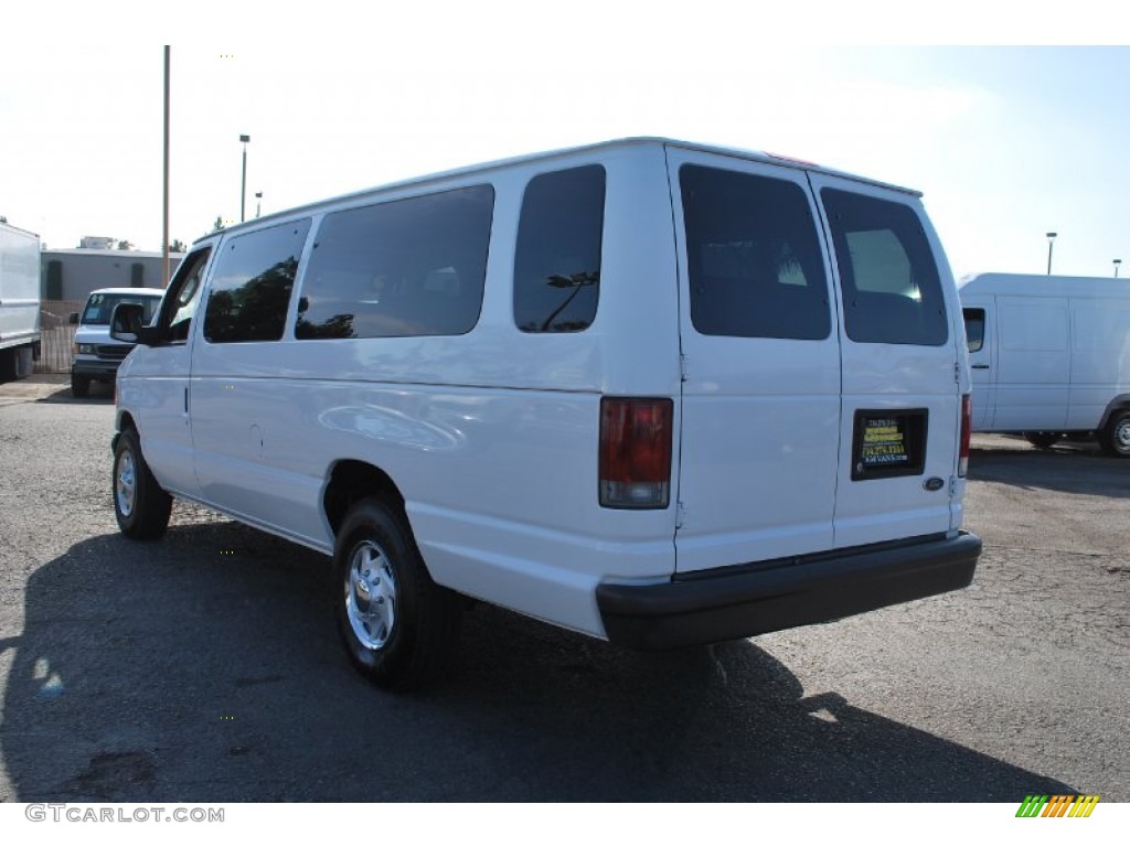 2003 E Series Van E350 Super Duty XLT Extended Passenger - Oxford White / Medium Flint photo #6