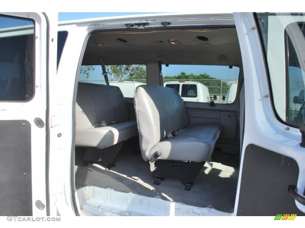 2003 E Series Van E350 Super Duty XLT Extended Passenger - Oxford White / Medium Flint photo #8