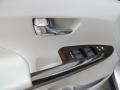 Classic Silver Metallic - Venza I4 Photo No. 8