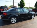 Black - Avenger SXT Photo No. 3
