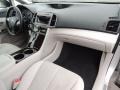 Classic Silver Metallic - Venza I4 Photo No. 20
