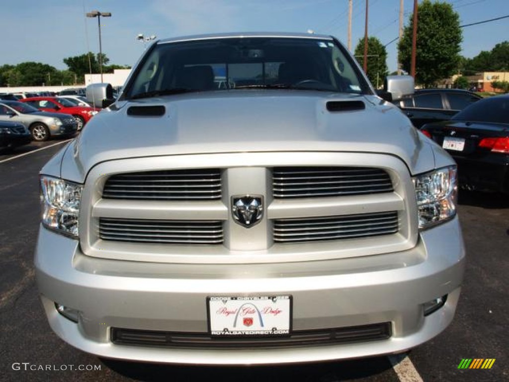 2011 Ram 1500 Sport Quad Cab 4x4 - Bright Silver Metallic / Dark Slate Gray/Medium Graystone photo #6