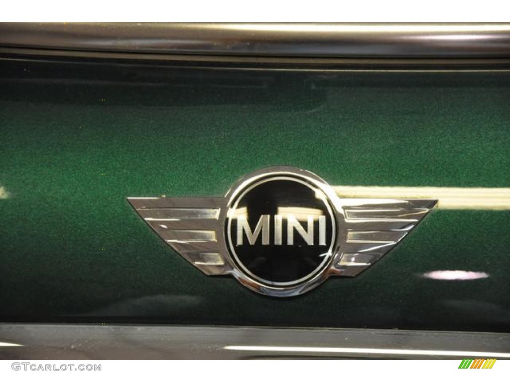 2010 Cooper Hardtop - British Racing Green Metallic / Grey/Carbon Black photo #15