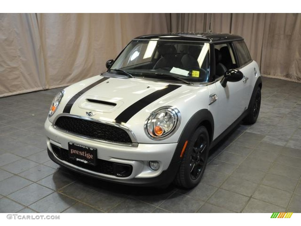 2013 Cooper S Hardtop - White Silver Metallic / Carbon Black photo #1