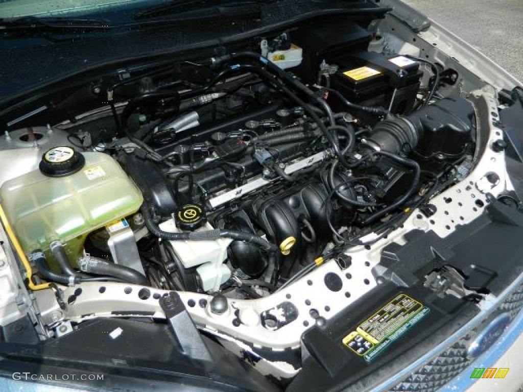 2006 Focus ZX4 SE Sedan - Pueblo Gold Metallic / Dark Pebble/Light Pebble photo #30