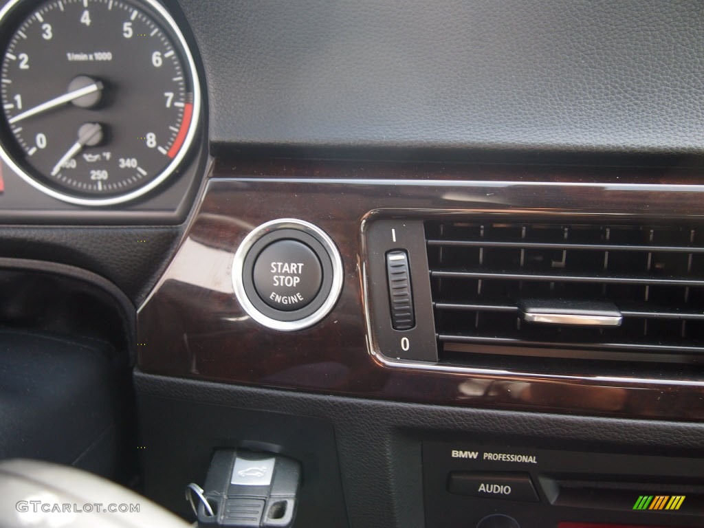 2010 3 Series 335i xDrive Coupe - Titanium Silver Metallic / Black photo #21