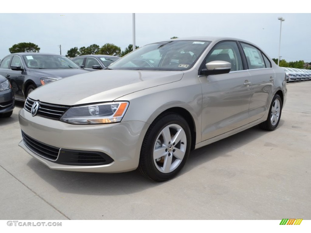 Moonrock Silver Metallic 2013 Volkswagen Jetta TDI Sedan Exterior Photo #82352072