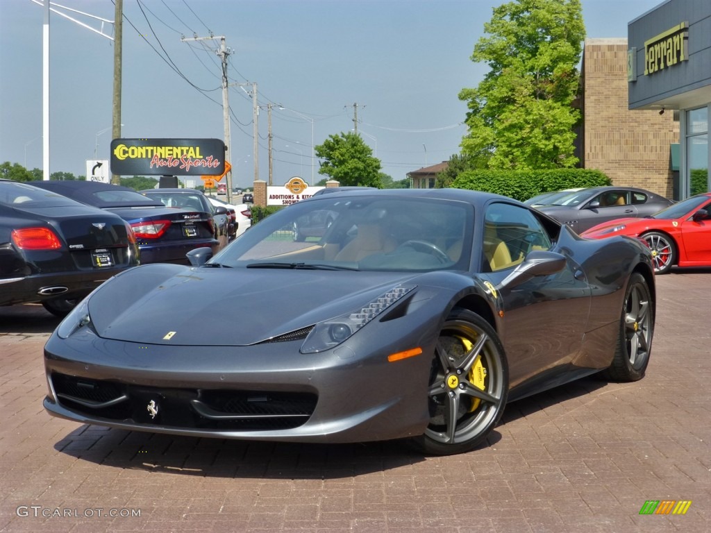 2010 458 Italia - Grigio Silverstone (Dark Grey Metallic) / Beige photo #1