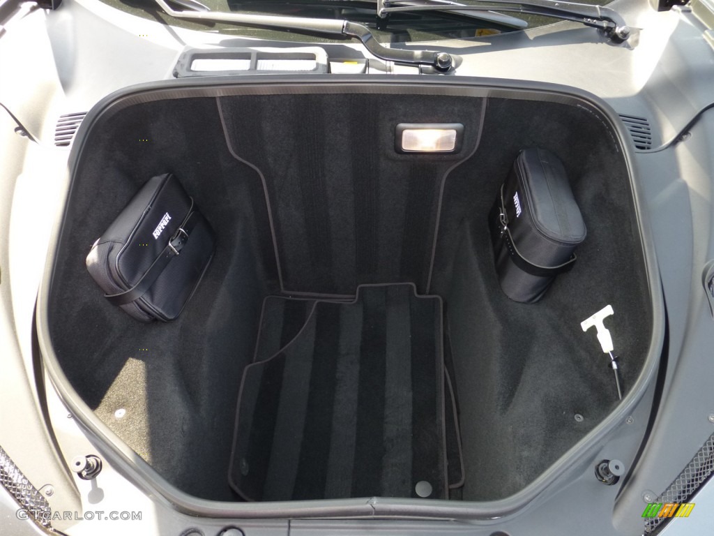 2010 Ferrari 458 Italia Trunk Photo #82352254