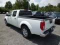 2013 Glacier White Nissan Frontier SV V6 Crew Cab 4x4  photo #5