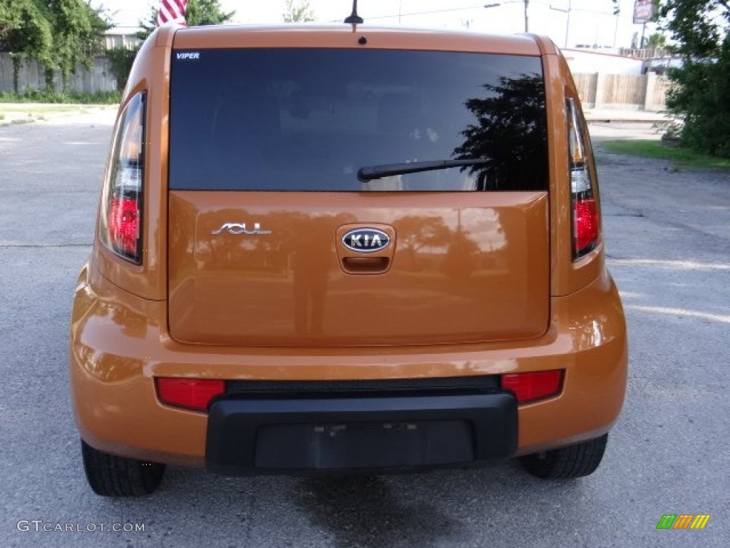 2011 Soul + - Ignition Orange / Black Soul Logo Cloth photo #6