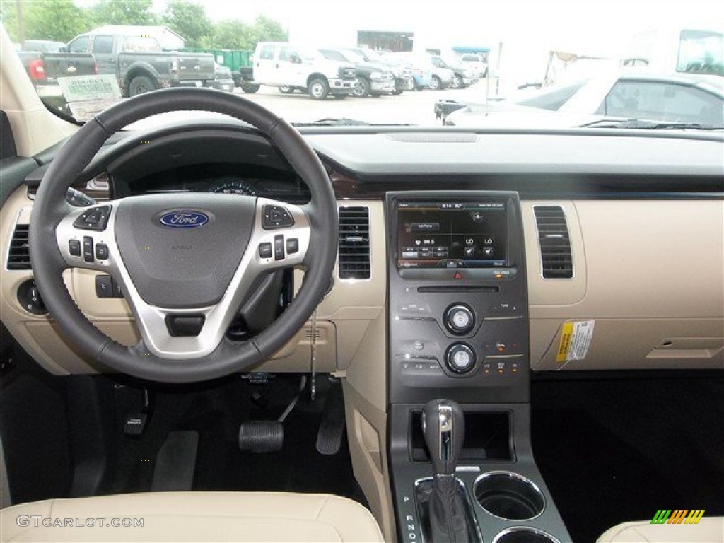 2014 Ford Flex SEL Dune Dashboard Photo #82356662