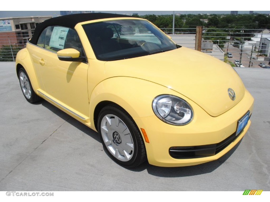 Yellow Rush 2013 Volkswagen Beetle 2.5L Convertible Exterior Photo #82356854