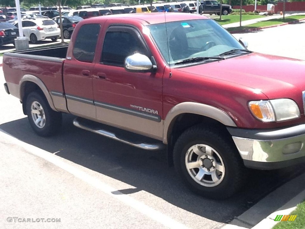 2000 Tundra SR5 Extended Cab 4x4 - Sunfire Red Pearl / Oak photo #2