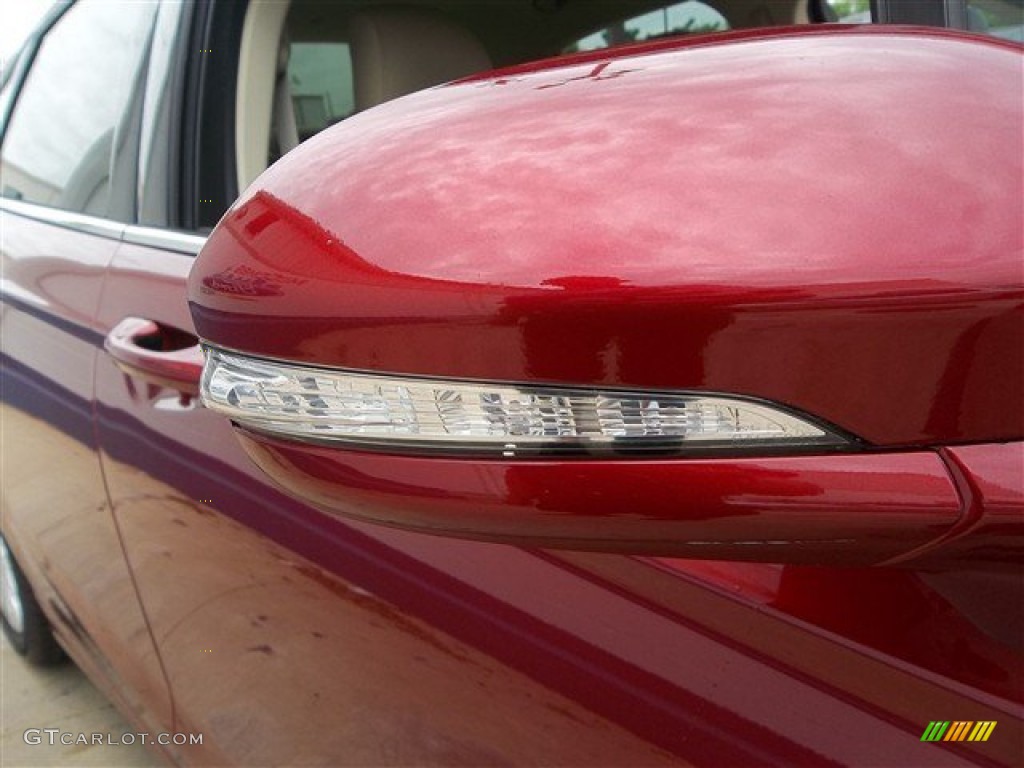 2013 Fusion Hybrid SE - Ruby Red Metallic / Dune photo #10