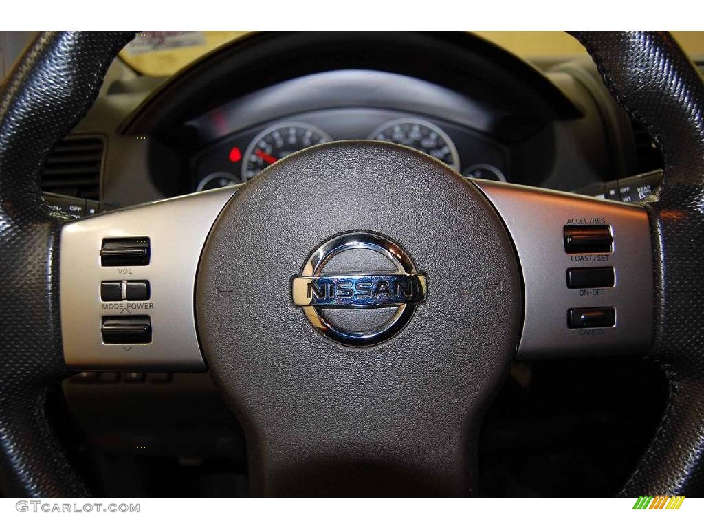 2006 Pathfinder SE - Storm Grey Metallic / Graphite photo #31