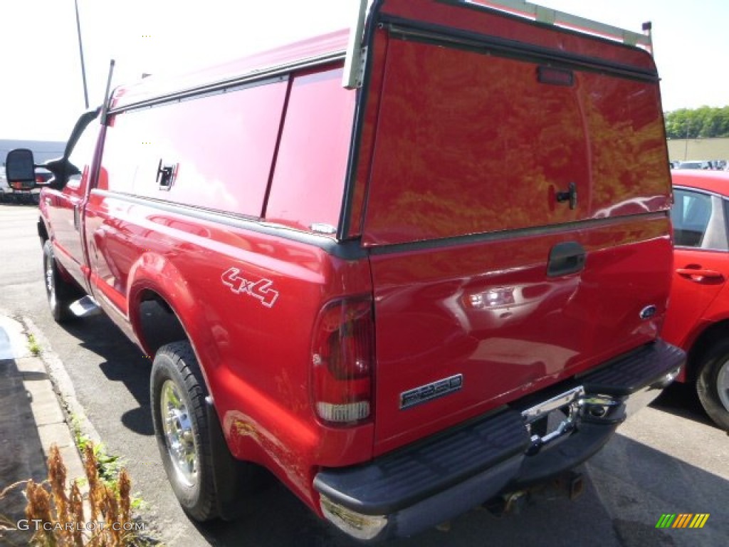 2005 F250 Super Duty XL Regular Cab 4x4 - Red Clearcoat / Medium Flint photo #3