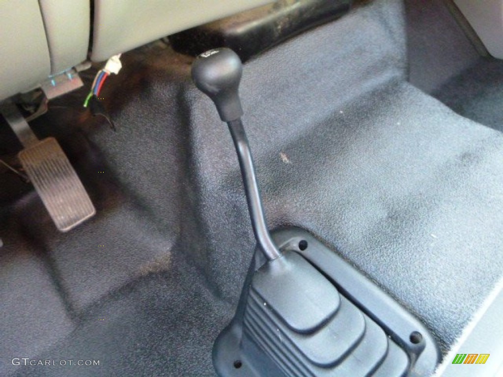 2005 F250 Super Duty XL Regular Cab 4x4 - Red Clearcoat / Medium Flint photo #11