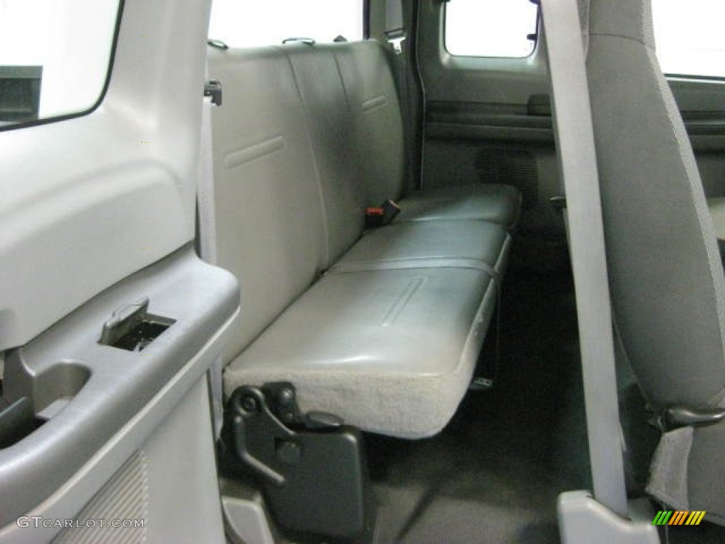 2004 Ford F250 Super Duty XL SuperCab 4x4 Rear Seat Photos