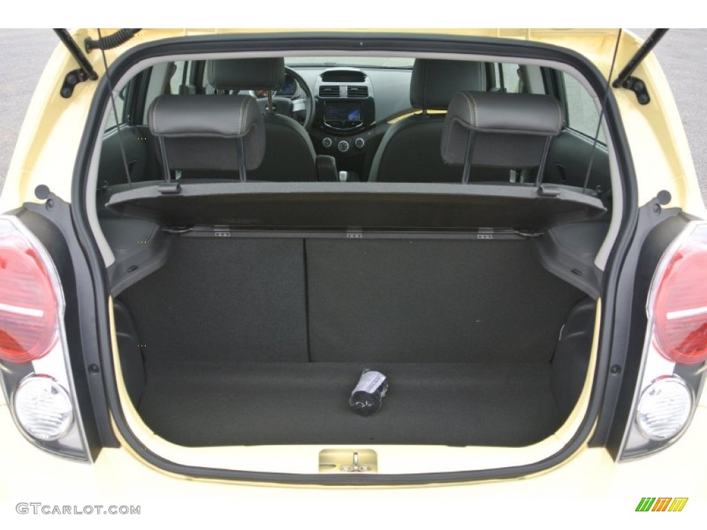 2013 Chevrolet Spark LT Trunk Photo #82365460