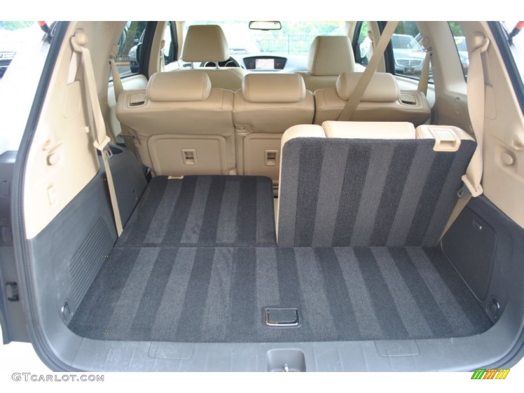 2011 Subaru Tribeca 3.6R Limited Trunk Photo #82365649