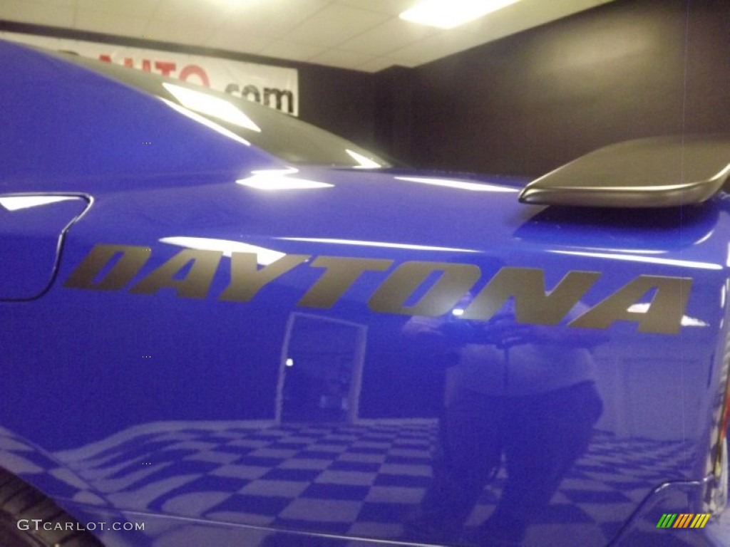 2013 Charger R/T Daytona - Daytona Blue Pearl / Daytona Edition Black/Blue photo #22