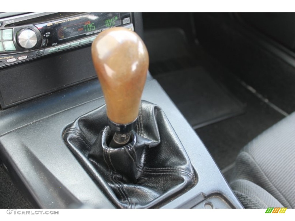1990 Mazda MX-5 Miata Roadster Transmission Photos