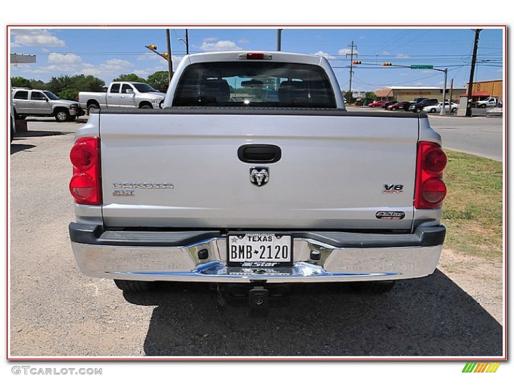 2005 Dakota SLT Club Cab 4x4 - Bright Silver Metallic / Medium Slate Gray photo #5