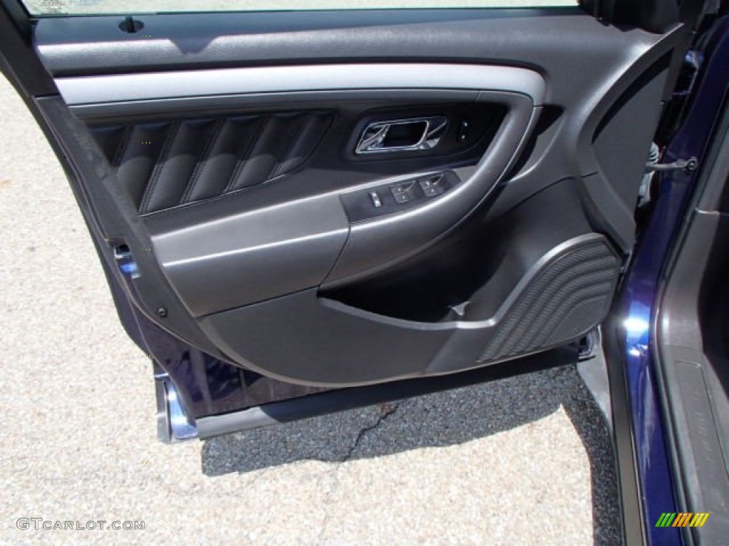 2011 Ford Taurus SEL AWD Door Panel Photos