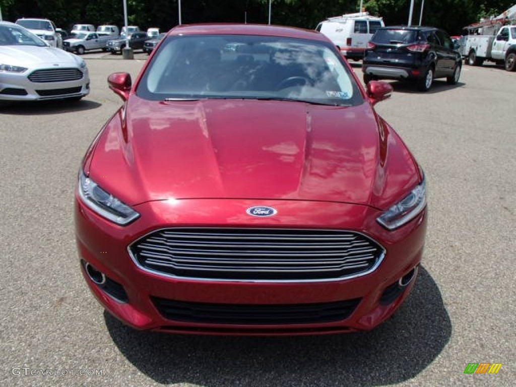 2013 Fusion SE 1.6 EcoBoost - Ruby Red Metallic / Charcoal Black photo #3