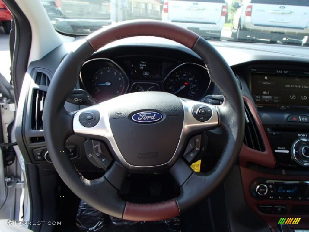2013 Ford Focus SE Hatchback Tuscany Red Steering Wheel Photo #82373143